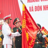 Cục Chính trị Quân khu 9 đón nhận Huân chương Bảo vệ Tổ quốc hạng Nhất
