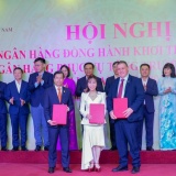 Ngành ngân hàng: Cam kết tiên phong, kiến tạo sức bật Đông Nam Bộ