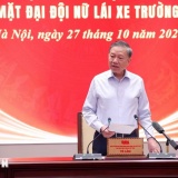 Tổng Bí thư, Chủ tịch nước Tô Lâm gặp mặt Đại đội nữ lái xe Trường Sơn