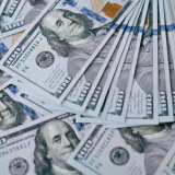 Rủi ro lớn đối với đồng USD từ cơn sốt AI