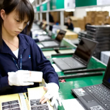 Các hãng PC lớn rục rịch quay lại sản xuất tại Trung Quốc
