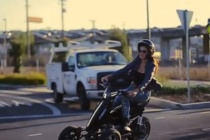 Sway Motorsports - xe điện 3 bánh cực kỳ linh hoạt