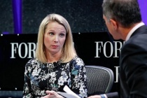 Cổ đông Yahoo muốn Marissa Mayer rời khỏi công ty