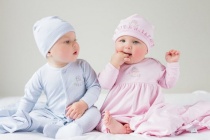 Bộ đồ liền thân phát hiện bất thường ở trẻ sơ sinh