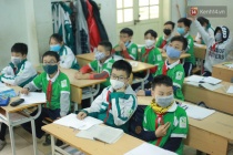 Thủ tướng yêu cầu học trực tuyến, giảm nhẹ chương trình, rút ngắn thời gian học của học sinh