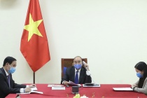 Thủ tướng Nguyễn Xuân Phúc điện đàm với Thủ tướng Trung Quốc về hợp tác chống dịch COVID-19