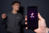 TikTok đạt 2 tỉ lượt tải xuống trên toàn cầu
