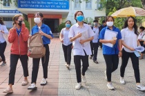 Thí sinh kết thúc kỳ thi tốt nghiệp THPT với đề thi Ngoại ngữ dễ thở
