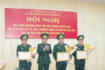 Trao thưởng “nóng” chuyên án NA 1220 về thành tích xuất sắc trong đấu tranh PCTPMT