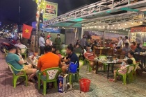 TP.HCM: Các quán ăn vỉa hè ngừng phục vụ tại chỗ từ 22/5