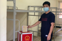 Ngày bầu cử đặc biệt của các cử tri tuyến đầu nơi tâm dịch