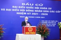 Tổng Bí thư Nguyễn Phú Trọng trả lời phỏng vấn sau khi bỏ phiếu bầu cử