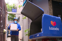 Lazada miễn phí vận chuyển 100% cho tất cả các đơn hàng thiết yếu trên toàn địa bàn TP.HCM