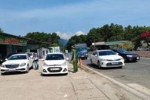 Sau 5 ngày lập chốt phòng chống dịch COVID-19, đã kiểm soát gần 56.000 phương tiện ra, vào Hà Nội 