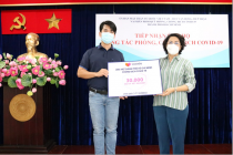 Lazada trao tặng thành phố Hồ Chí Minh 30.000 kit test nhanh Covid-19