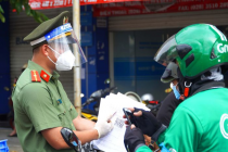 Ba Bộ thống nhất tờ khai y tế di chuyển nội địa