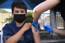 Anh nghiên cứu thử nghiệm tiêm kết hợp 2 loại vaccine COVID-19 cho trẻ em