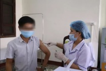 100.000 liều vaccin nằm kho do thiếu giấy chứng nhận
