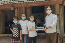 Hỗ trợ học sinh, sinh viên có hoàn cảnh khó khăn mua máy tính học trực tuyến