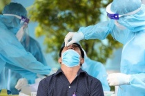 TP.HCM: Nên bỏ cách lấy mẫu xét nghiệm dùng que chọc mũi