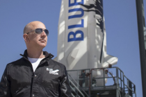 Tỷ phú Jeff Bezos muốn xây “khu công nghiệp trong vũ trụ”
