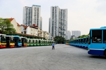 Kiến nghị cho phép xe buýt hoạt động 100% công suất vào giờ cao điểm
