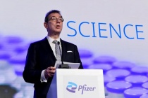 CEO của Pfizer được trao giải thưởng trị giá 1 triệu USD