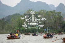 Hà Nội cho phép mở cửa đón khách trẩy hội chùa Hương