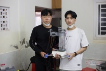 Quảng Trị: Học sinh lớp 11 chuyên Tin chế tạo thành công robot lấy mẫu xét nghiệm Covd-19 tự động