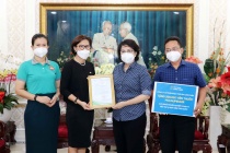 Tiếp nhận ủng hộ chương trình tặng thuốc điều trị COVID-19 cho người nghèo