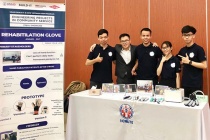 Găng tay phục hồi chức năng của sinh viên ĐH Bách khoa Đà Nẵng đạt giải nhất EPICS-2022 toàn quốc