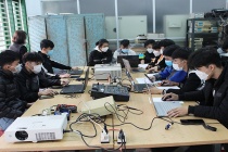 Đẩy mạnh hợp tác đào tạo nguồn nhân lực công nghệ số