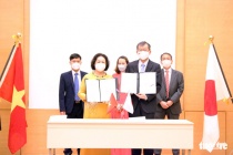 Nhật tài trợ phòng học thông minh 1,8 tỉ đồng cho trường đại học TP.HCM