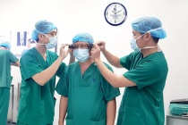 Lần đầu tiên tại Việt Nam: Đưa công nghệ thực tế ảo mắt thần vào thay khớp nhân tạo