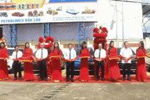 Đưa vào hoạt động trạm sạc xe điện đầu tiên của VinFast tại Tây Nguyên