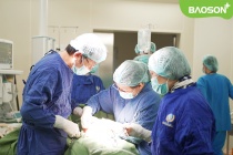 Chủ quan không điều trị, nữ bệnh nhân U40 phải cắt tử cung bán phần vì khối u xơ khủng 2,5kg trong tình trạng thiếu máu nặng