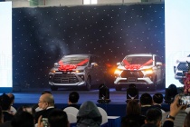 Toyota Việt Nam chính thức xuất xưởng mẫu xe Veloz Cross và Avanza Premio