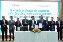 Vietnam Airlines bắt tay MobiFone xây dựng hạ tầng số