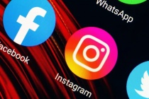 Facebook và Instagram thử nghiệm thu phí tích xanh