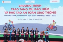 Hơn 300.000 mũ bảo hiểm tặng học sinh tiểu học