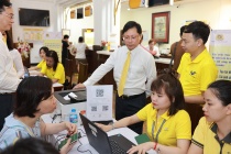 Bưu điện Việt Nam và Cục Đường bộ Việt Nam hỗ trợ người dân thực hiện dịch vụ công trên Cổng DVC Quốc gia