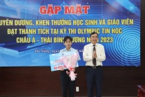 Đà Nẵng khen thưởng HS đoạt giải kỳ thi Olympic Tin học Châu Á – Thái Bình Dương
