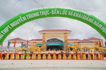 Trường THPT Nguyễn Trung Trực - Bến Lức (Long An) do VPBank tài trợ khánh thành ngay ngày đầu năm học mới