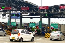 Thí điểm thu phí tự động tại Nội Bài và Tân Sơn Nhất trong 6 tháng