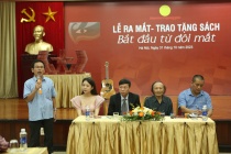 Lễ ra mắt và trao tặng sách “Bắt đầu từ đôi mắt” của Nhà thơ, Nhạc sĩ Đoàn Bổng