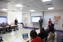 Nhà giáo Hà Nội được trải nghiệm các sản phẩm từ giáo dục STEM
