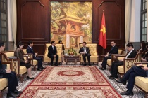 Bộ trưởng Nguyễn Mạnh Hùng tiếp Tổng Giám đốc Samsung Network