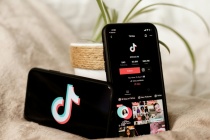 Cách TikTok thúc đẩy hành vi của người dùng thông qua 'giải trí mua sắm'