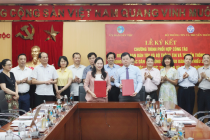 Bộ TT&TT và Ủy ban Dân tộc hợp tác truyền thông, chuyển đổi số