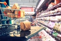 Bán lẻ truyền thống và trực tuyến: Ai sẽ thắng?